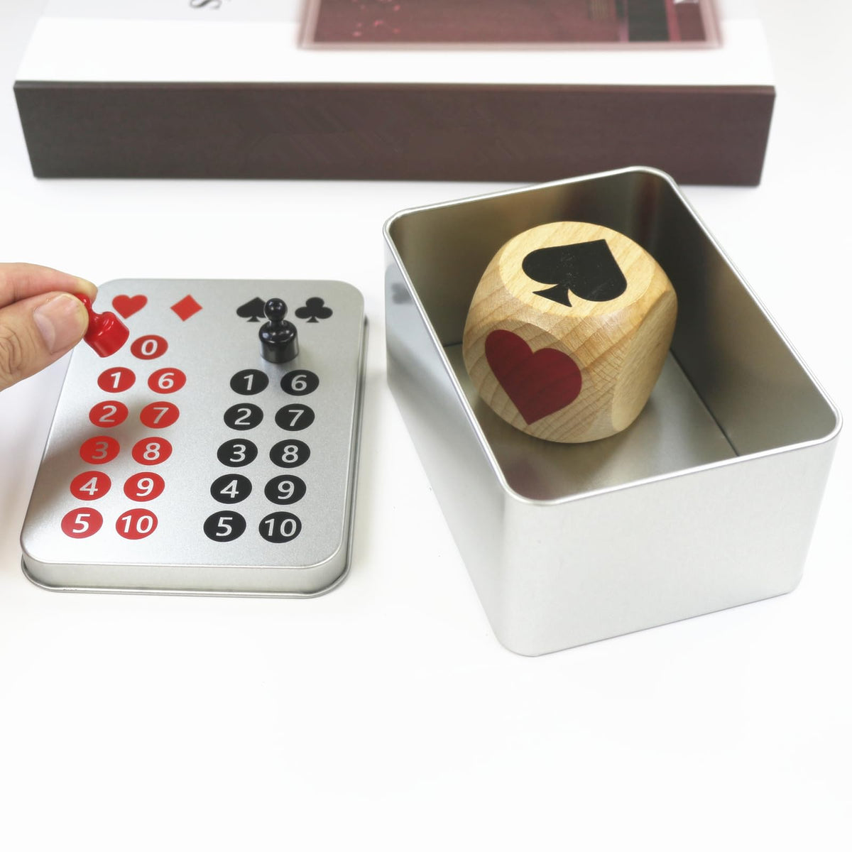 RORTUSAT Euchre Marker Dice Cube & Scoreboard, 2-In – Magnetic Scoreboard
