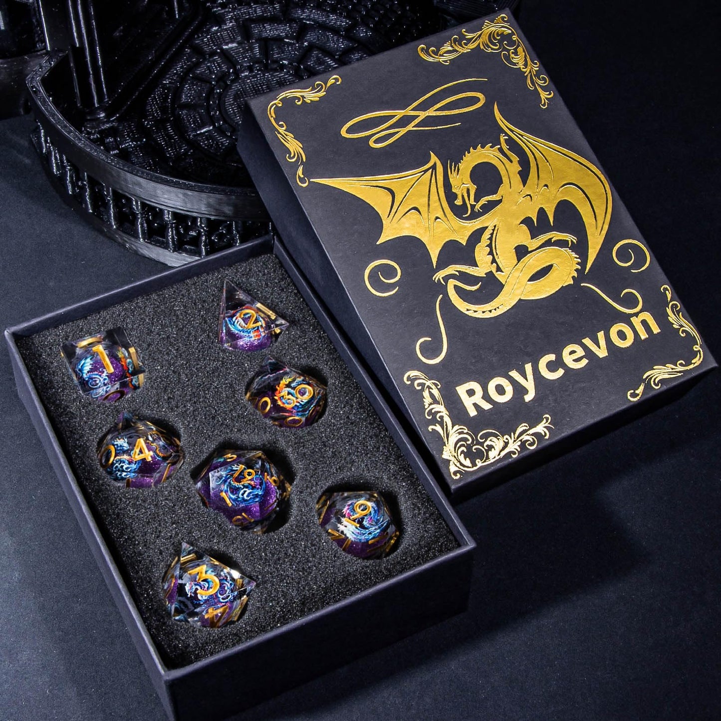 Roycevon Dragon Pattern 7-Piece DND Dice Set – Sharp-Edge Purple Resin with Gift Box