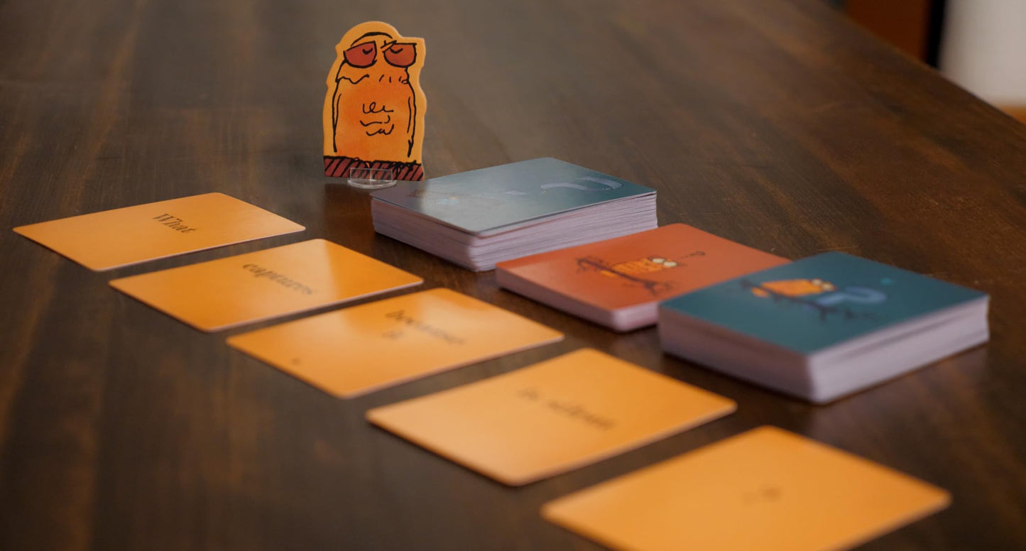 Runaway Parade Games Smug Owls Card Game – Award-Winning Hilarious Riddle-Solving Party Game for 3-15 Players
