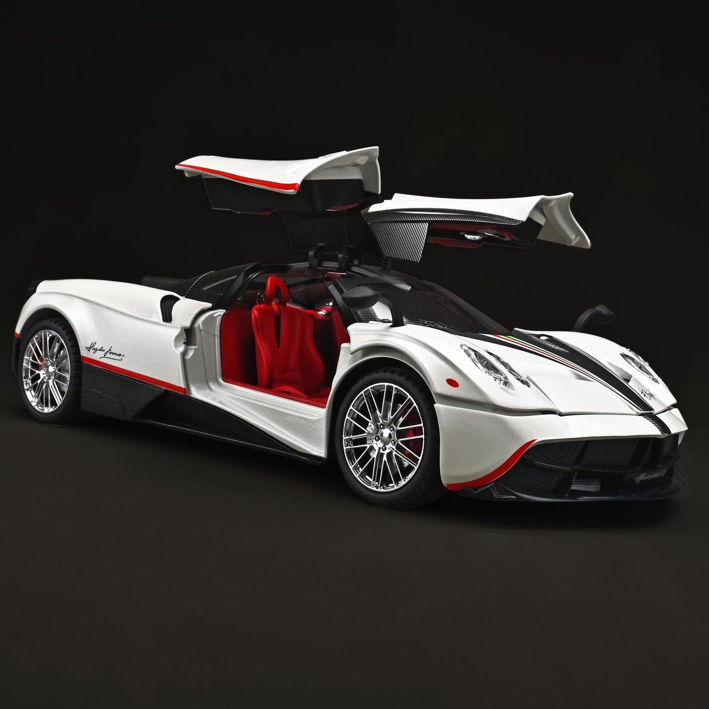 RZAPE Pagani Huayra Dinastia 1:18 Diecast Car – Light & Sound, Pull-Back, White