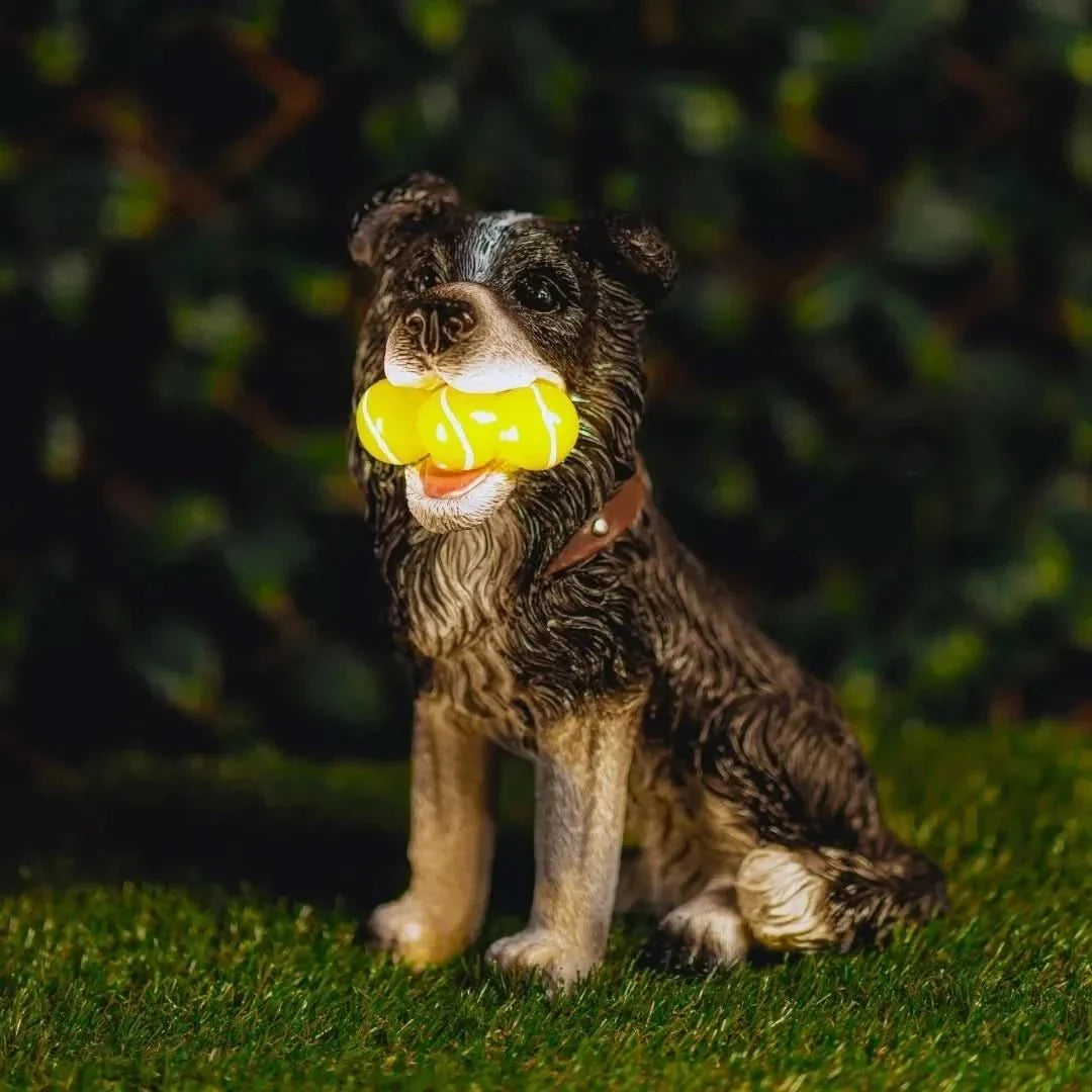 Solar Dog Garden Ornament Light Up Tennis Balls Puppy Statue