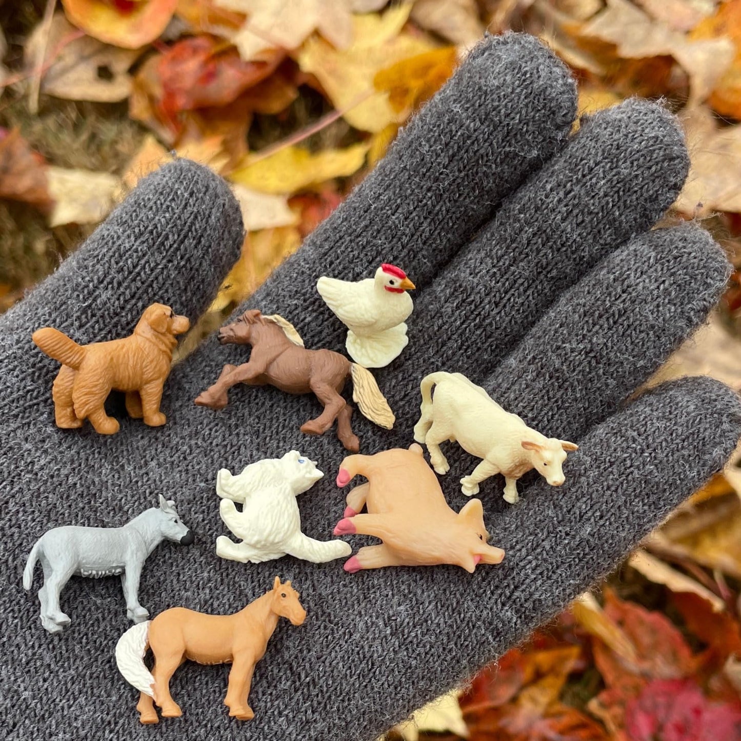 Safari Ltd. Good Luck Minis Ranch Fun Pack – 8 Mini Farm Figures