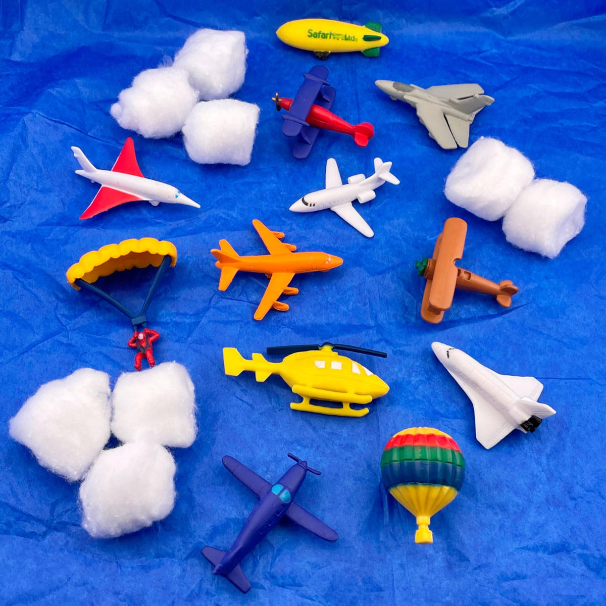 Safari Ltd. in The Sky TOOB – 12 Sky Figurines: Planes, Blimp, Parachute & More