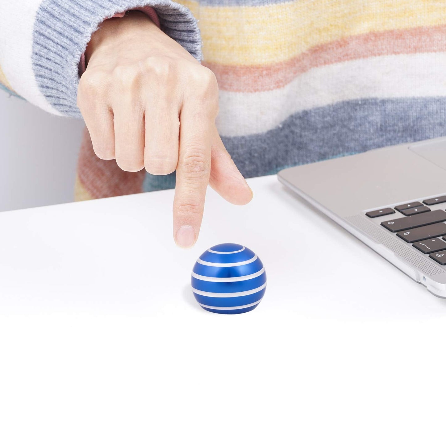 Samisoler Desk Fidget Kinetic Toy – 1.5-inch Aluminum Spin for Focus & Relaxation