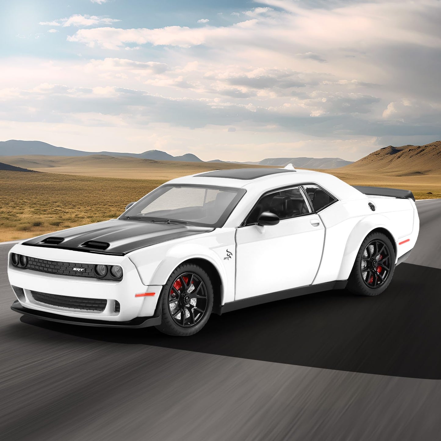 SASBSC 1:24 Diecast Muscle Car Toy with Lights & Sounds – White