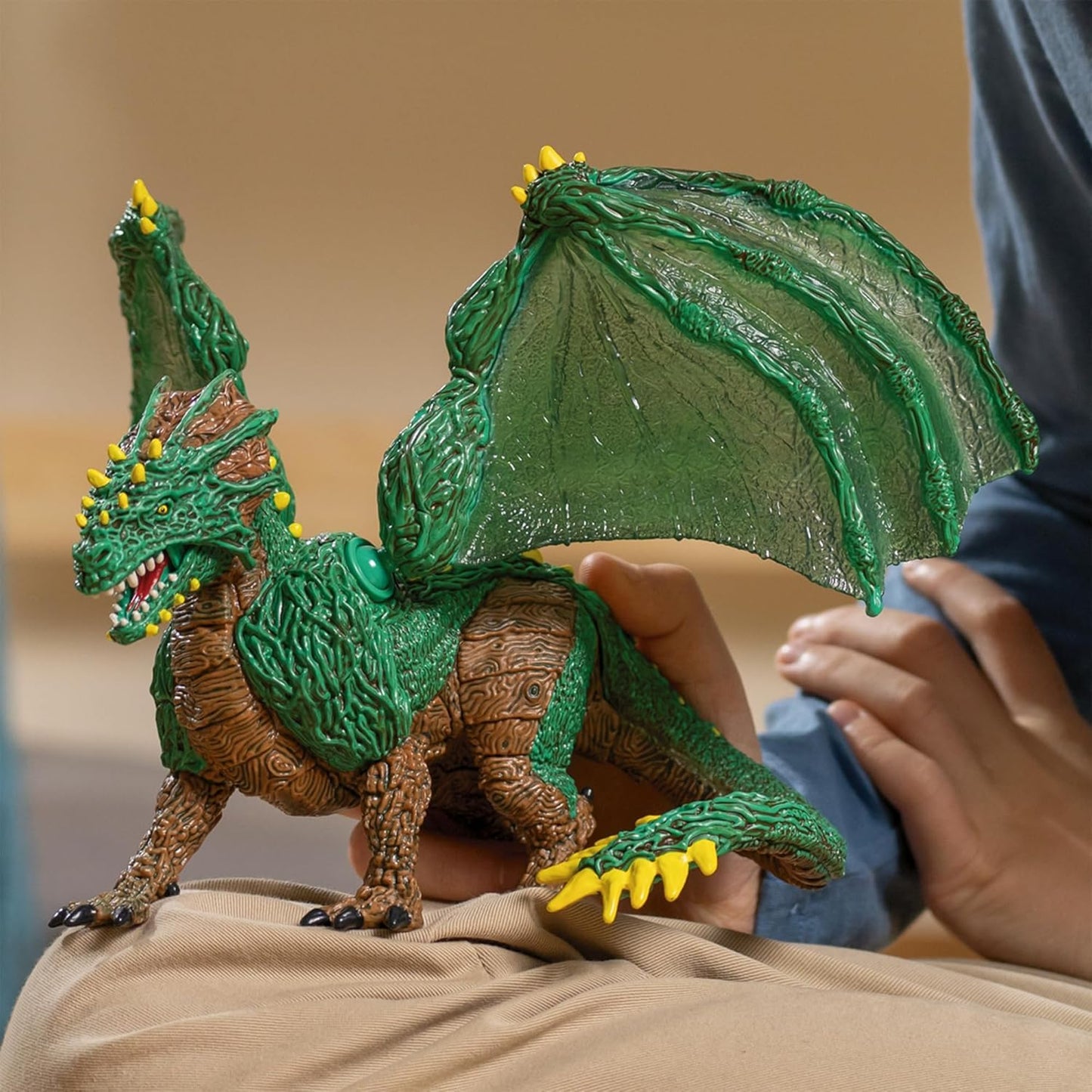 Schleich Eldrador Creatures Jungle Dragon – 11-Inch Moveable Wings Figure for Ages 7+ | 70791