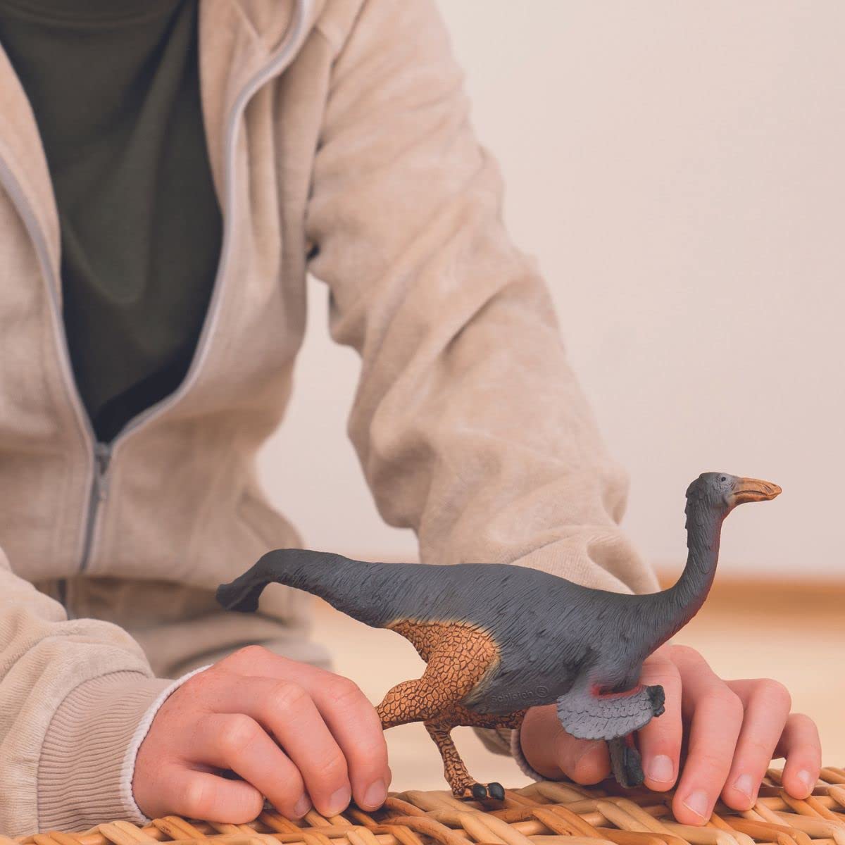 Schleich Gallimimus Dinosaur Figurine – Realistic, Durable Prehistoric Toy (Ages 4+)