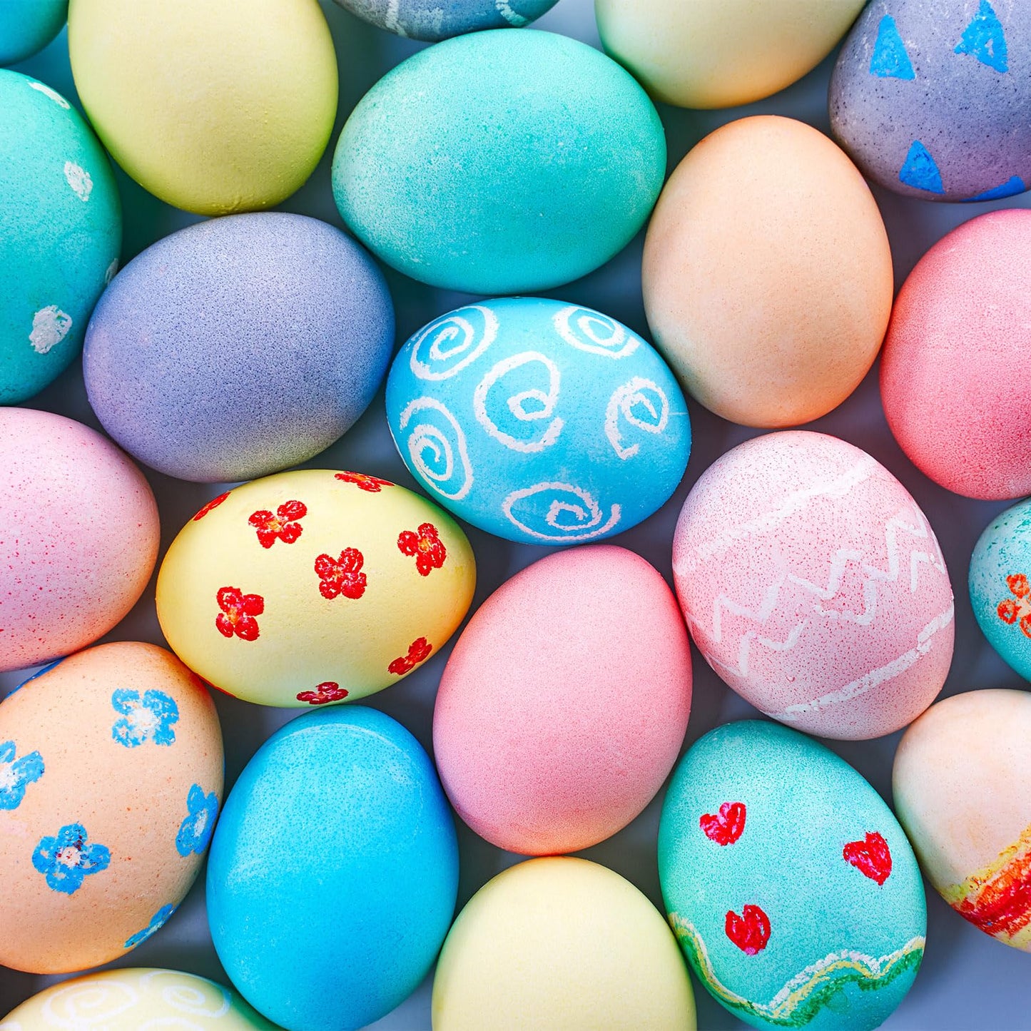Seematn 90 Pcs White Paintable Plastic Easter Eggs with Paper Trays – DIY Decor & Party Favors