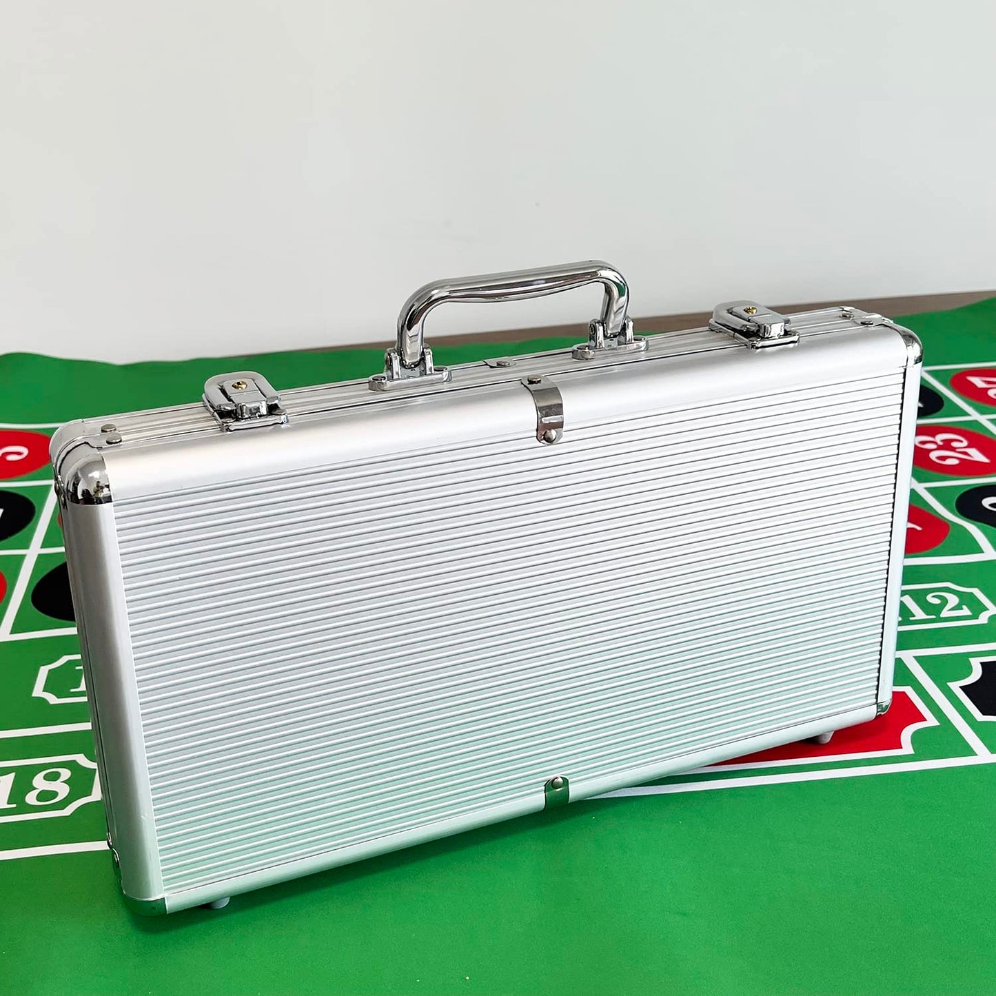 SEETOOOGAMES 300-Piece Capacity Empty Aluminum Poker Chip Case | Portable, Durable