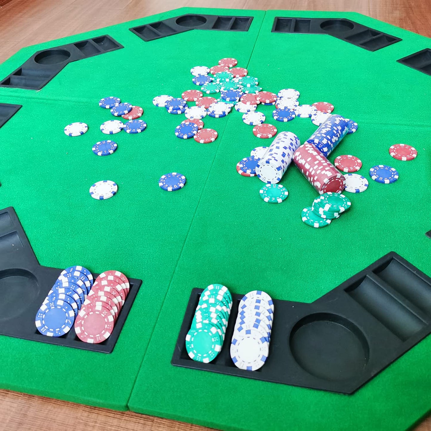 SEETOOOGAMES 100 Pieces Clay Dice-Striped Poker Chips – 4 Colors (Red, Green, White, Blue)