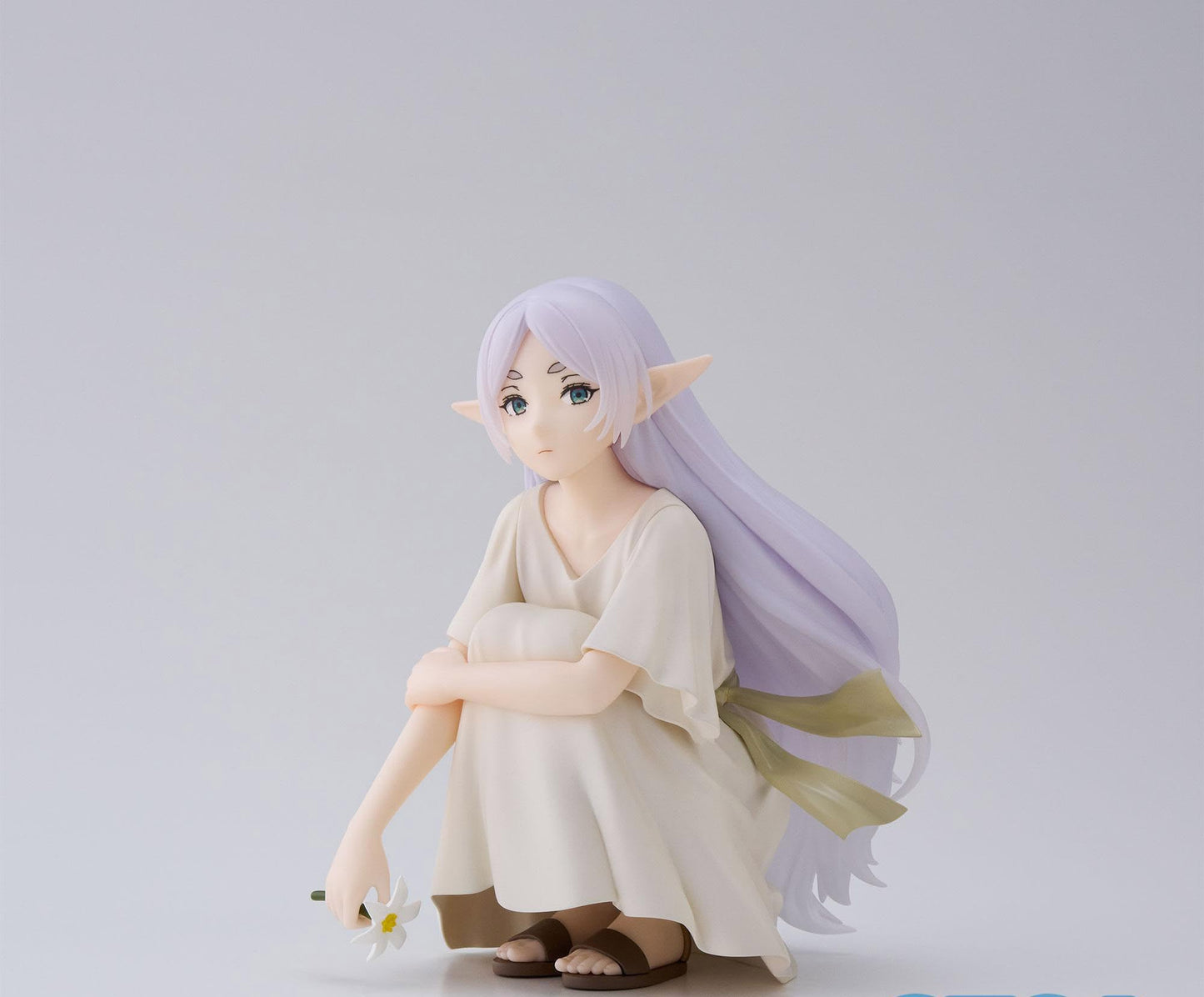 SEGA-Yumemirize Frieren: Beyond Journey's End Frieren ~In Those Days~ Figure – Official Collectible