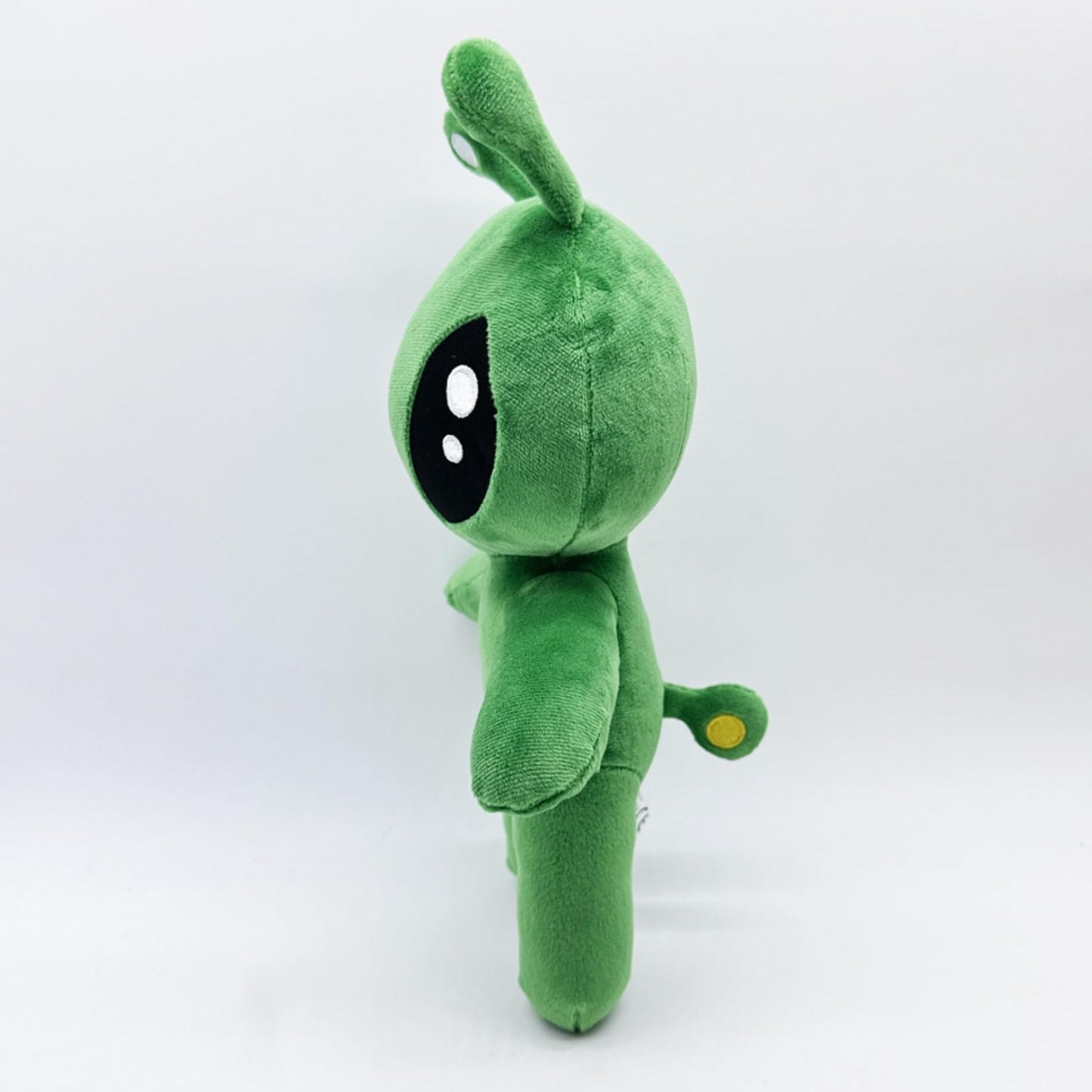 Shontay Alien Plush Toy — Green Alien Plush Doll, Soft Creature Pillow for Kids’ Rooms and Anime Fans Gift