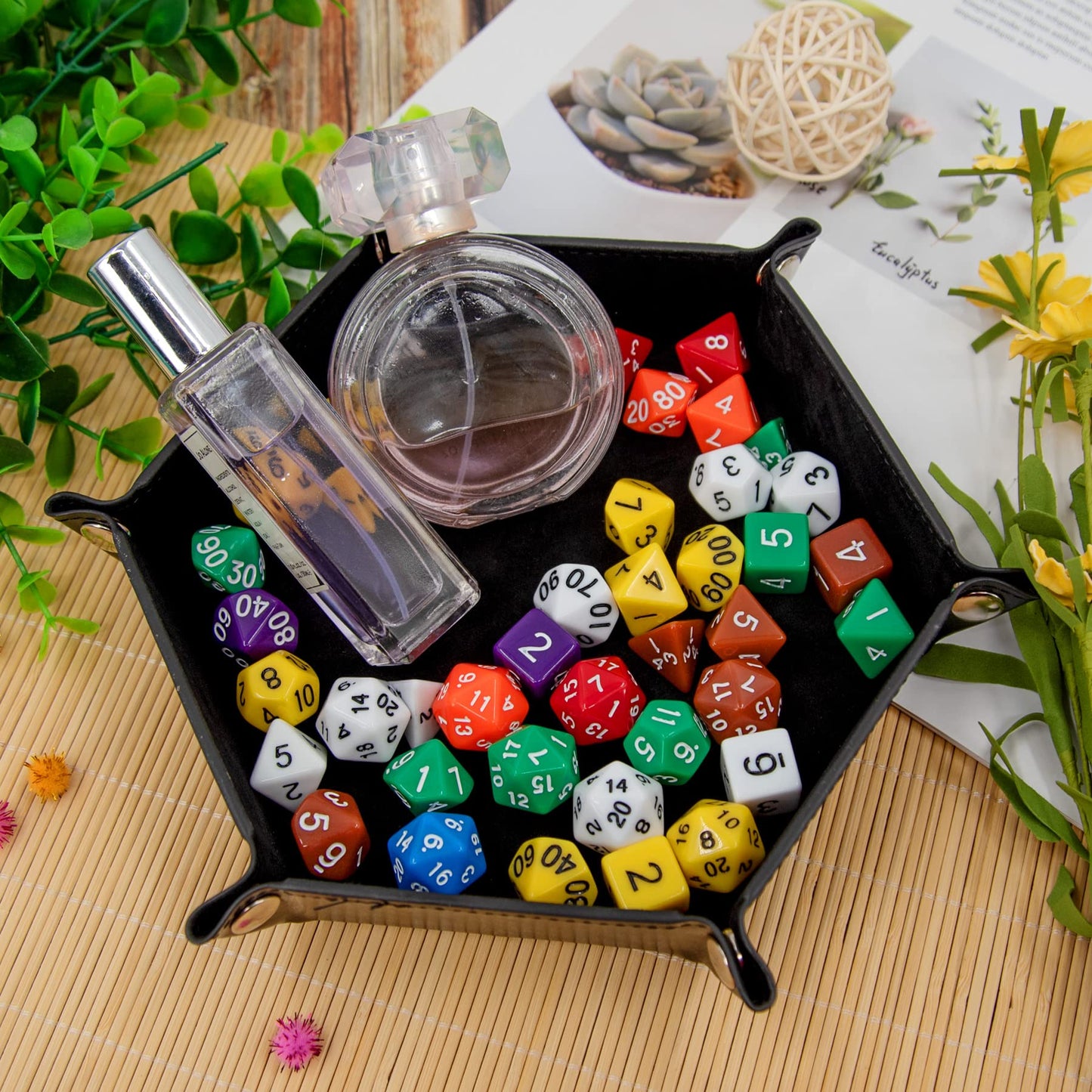 SIQUK 2-Piece Dice Tray – Folding Hexagon PU Leather Dice Roller Tray (Lilac & Black) for RPG and Table Games