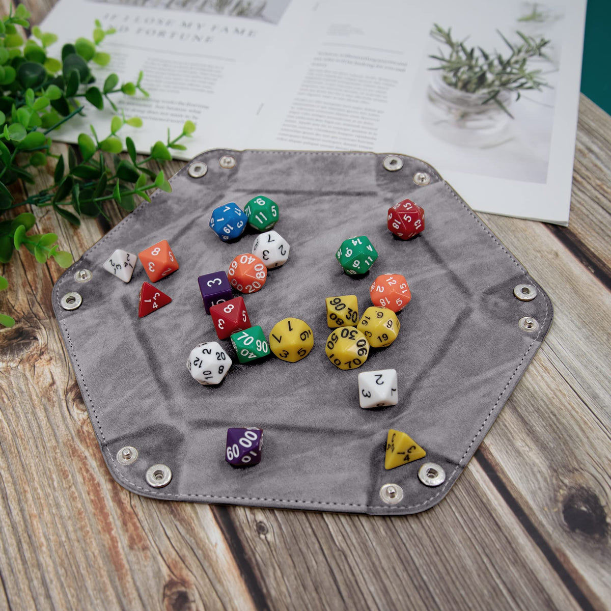 SIQUK 4-Piece Dice Tray Set – Foldable Hexagon Rolling Trays with PU Leather (Camel, Sky Blue, Black, Gray)