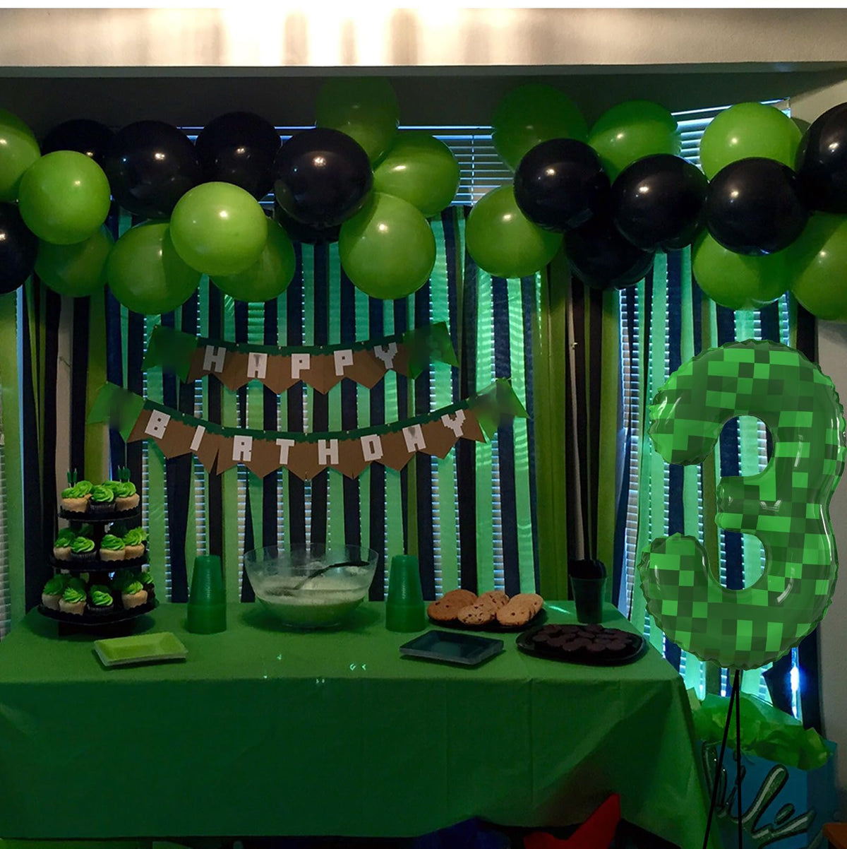 SIXONEAIEN 40-Inch Giant Green Pixel Miner Number Balloon – Digit 3 Party Decor