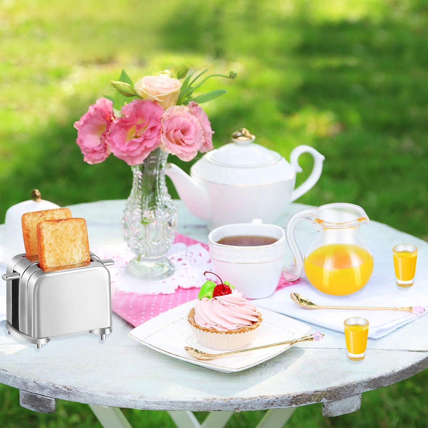 Skylety Dollhouse Breakfast Set | 1:12/1:6 Mini Kitchen Accessories – Bread Machine, Juice Jug & Toast