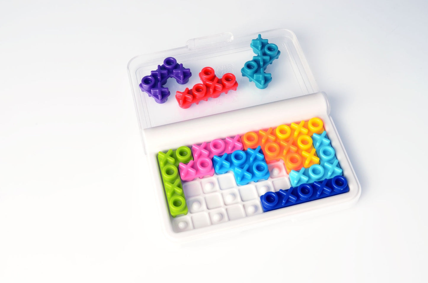 SmartGames IQ XOXO – 120-Challenge Travel Logic Puzzle for Solo Play