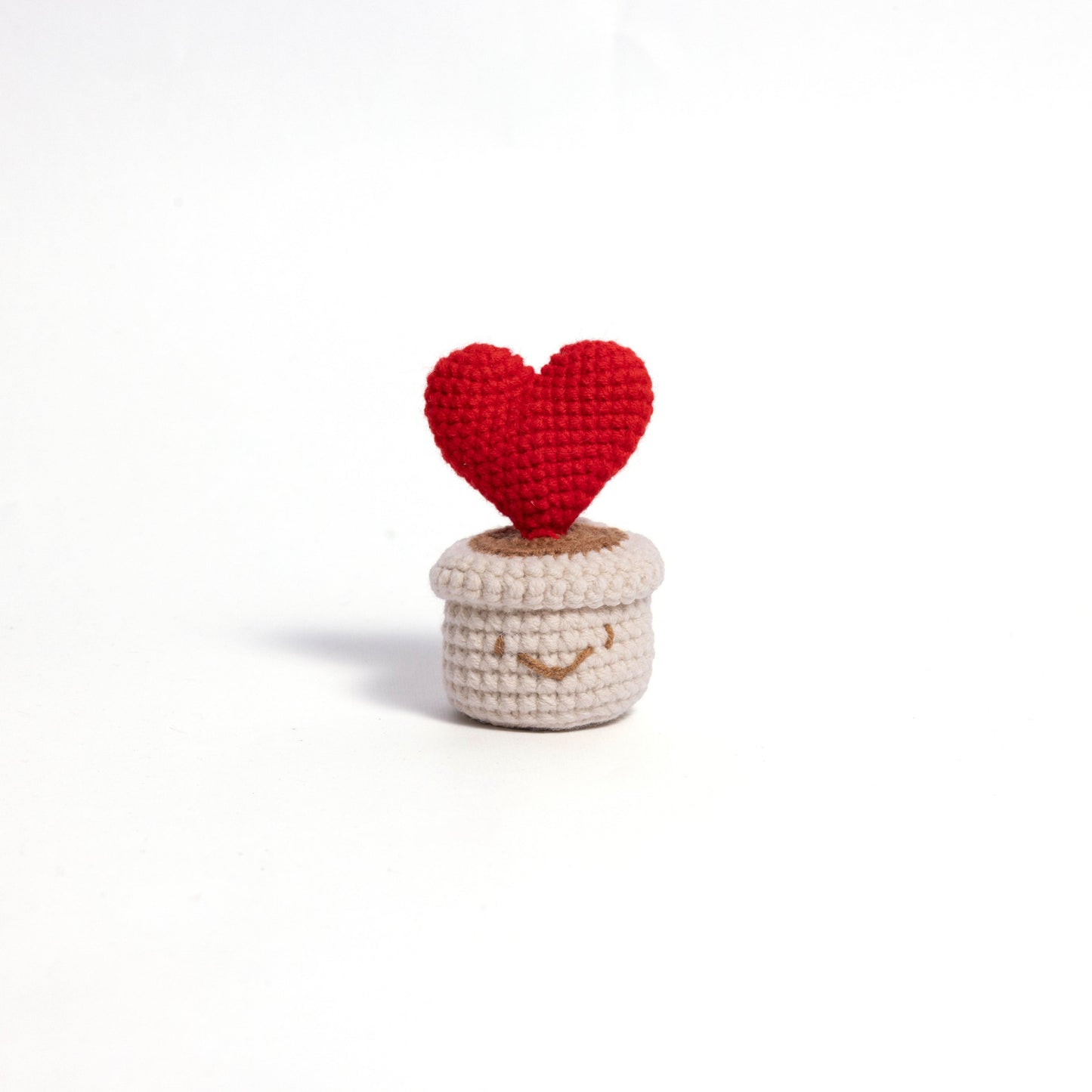 Cozy Crochet Heart Rose Plant – Handmade Amigurumi Gift for Loved Ones