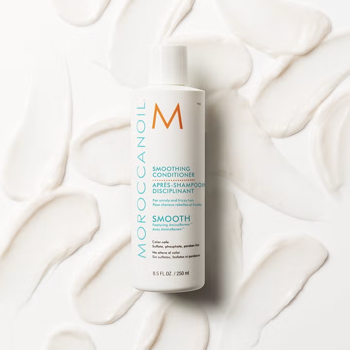 Moroccanoil Smoothing Conditioner Tames Frizz for Smooth, Manageable Hair 250 ml/8.45 oz