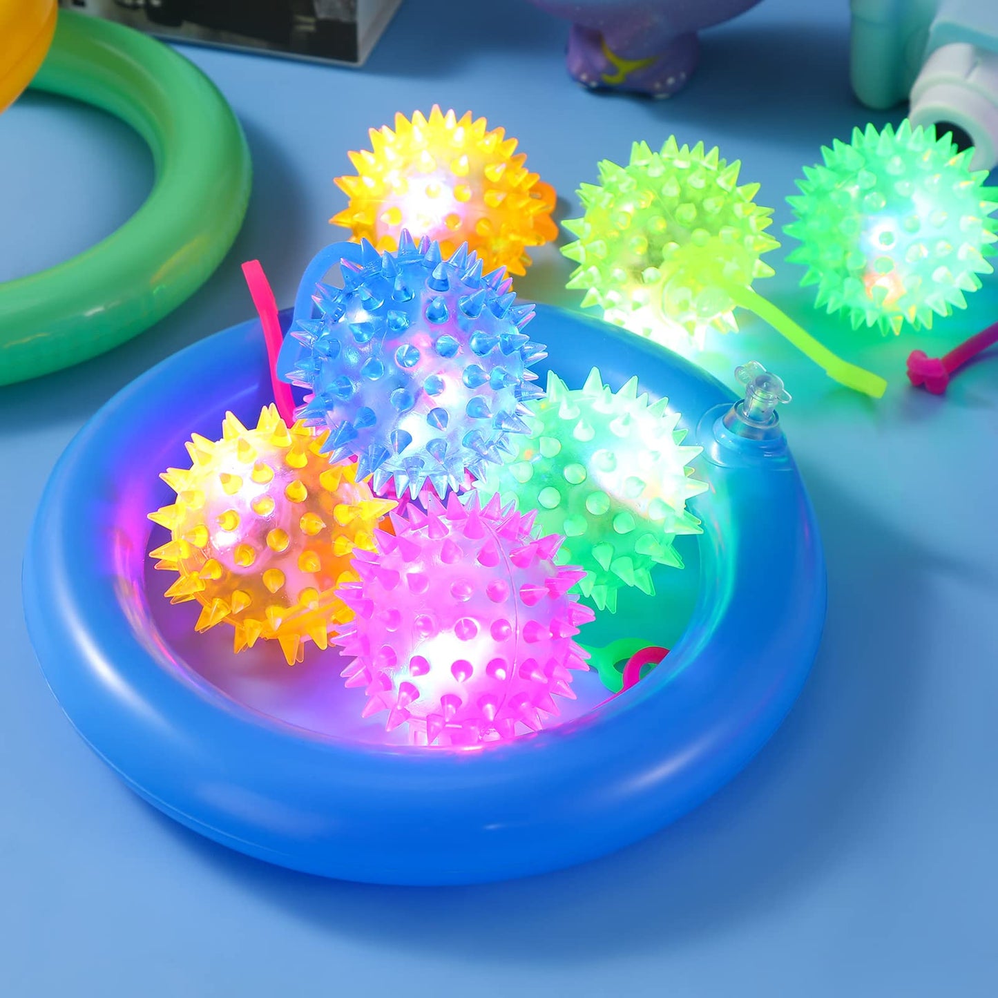 Sotiff 100 Pcs Light Up Spiky LED Bouncy Balls – Multicolor Rubber Sensory Toy