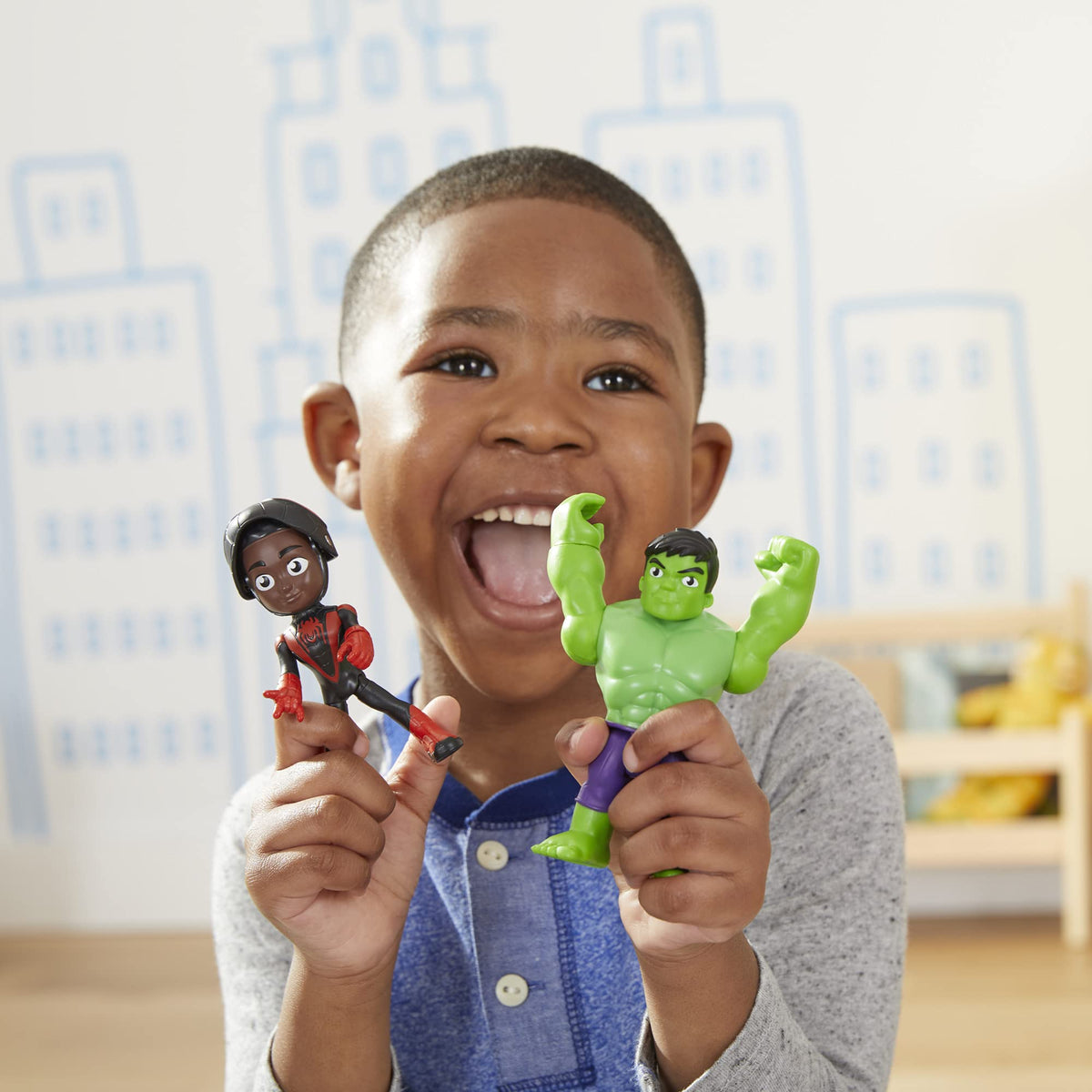 Spidey and His Amazing Friends Hero Reveal 2-Pack – Miles Morales & Hulk Action Figures