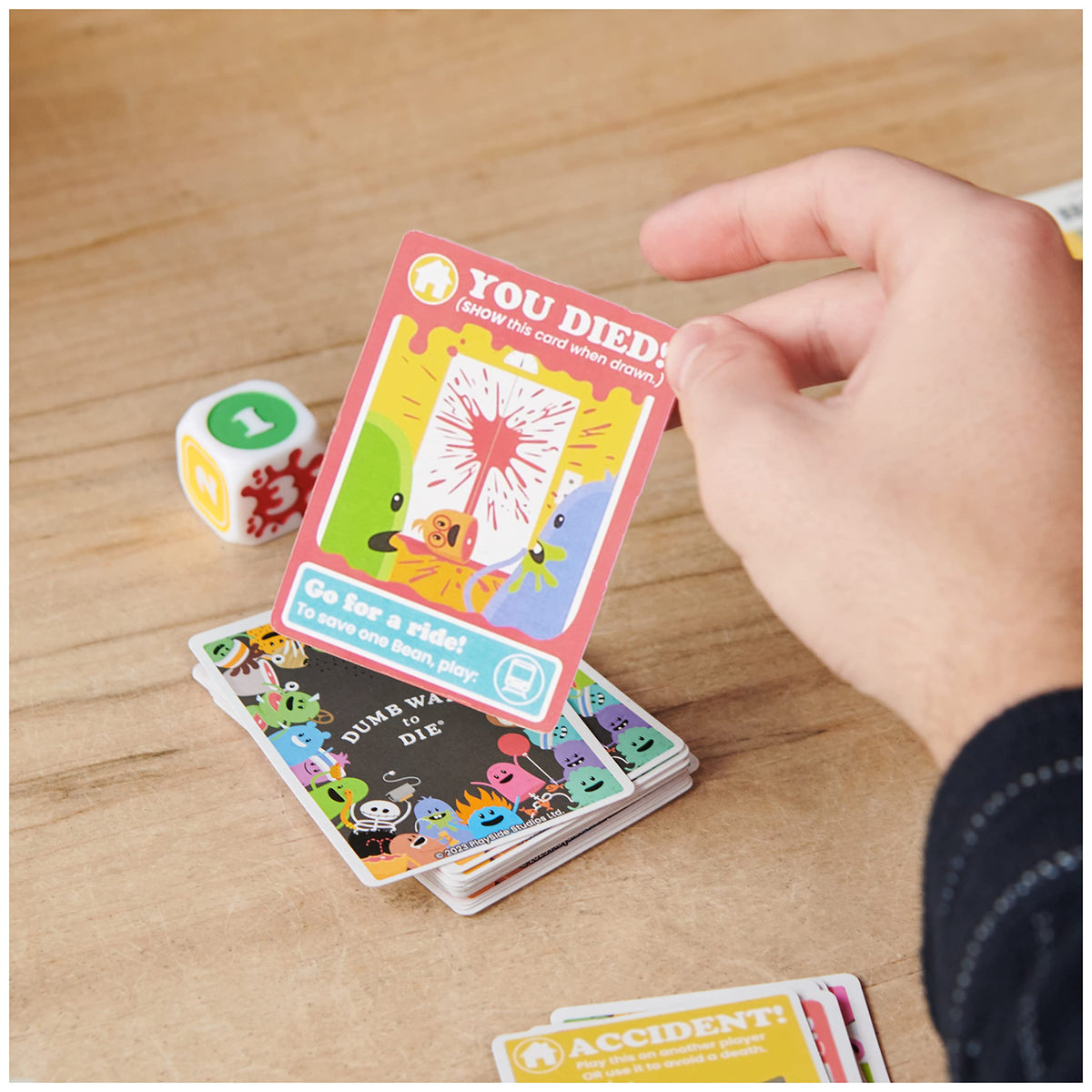 Spin Master Dumb Ways to Die Card Game – Viral Meme Party Game for 2-5 Players (Ages 12+)