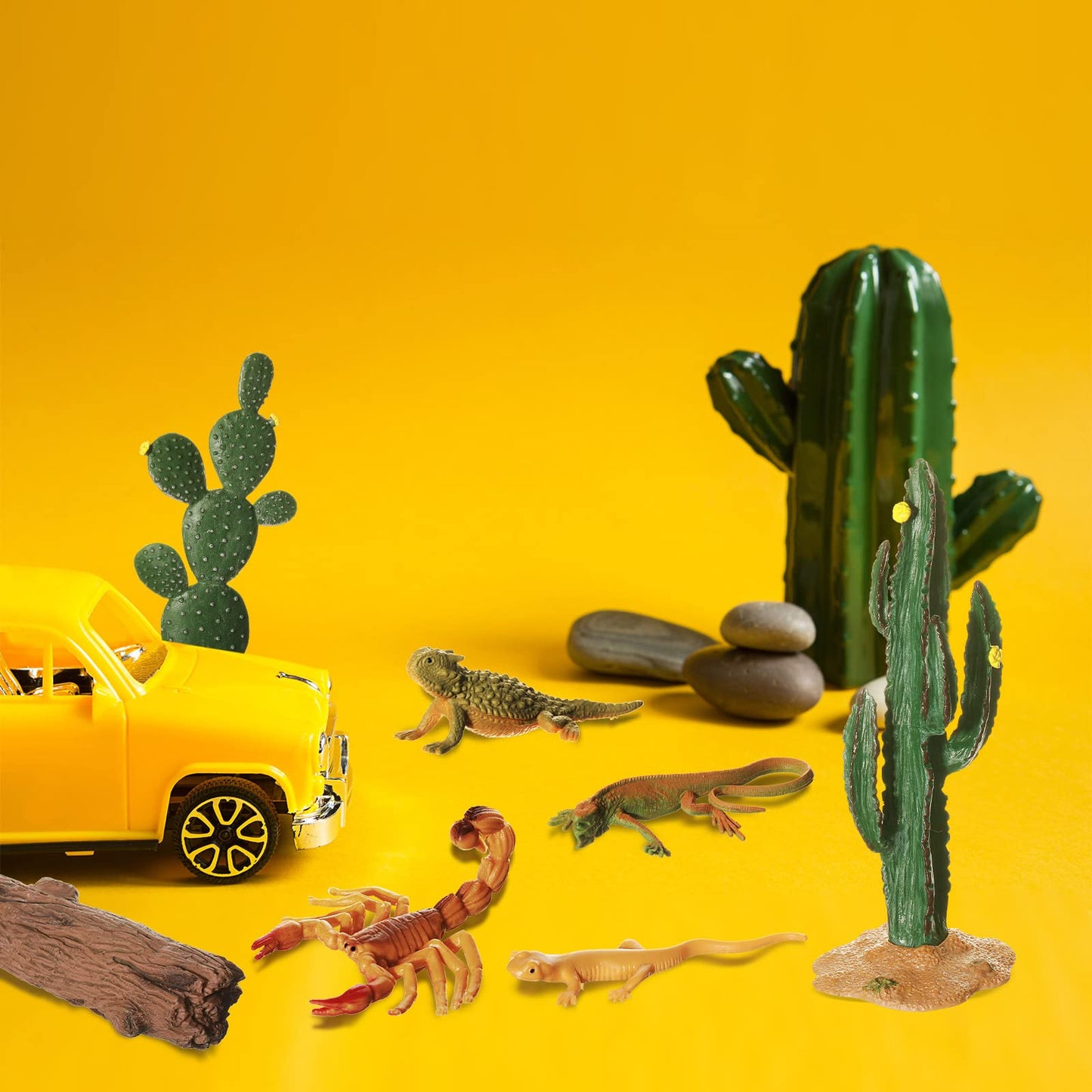Sratte 26 Pcs Desert Animals Diorama Kit – Reptiles Toys, Cactus Models, and Desert Diorama Supplies