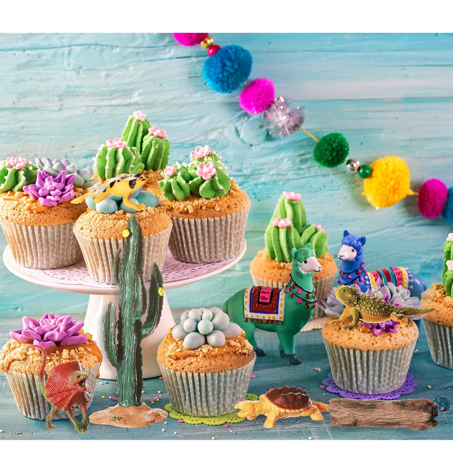 Sratte 26 Pcs Desert Animals Diorama Kit – Reptiles Toys, Cactus Models, and Desert Diorama Supplies