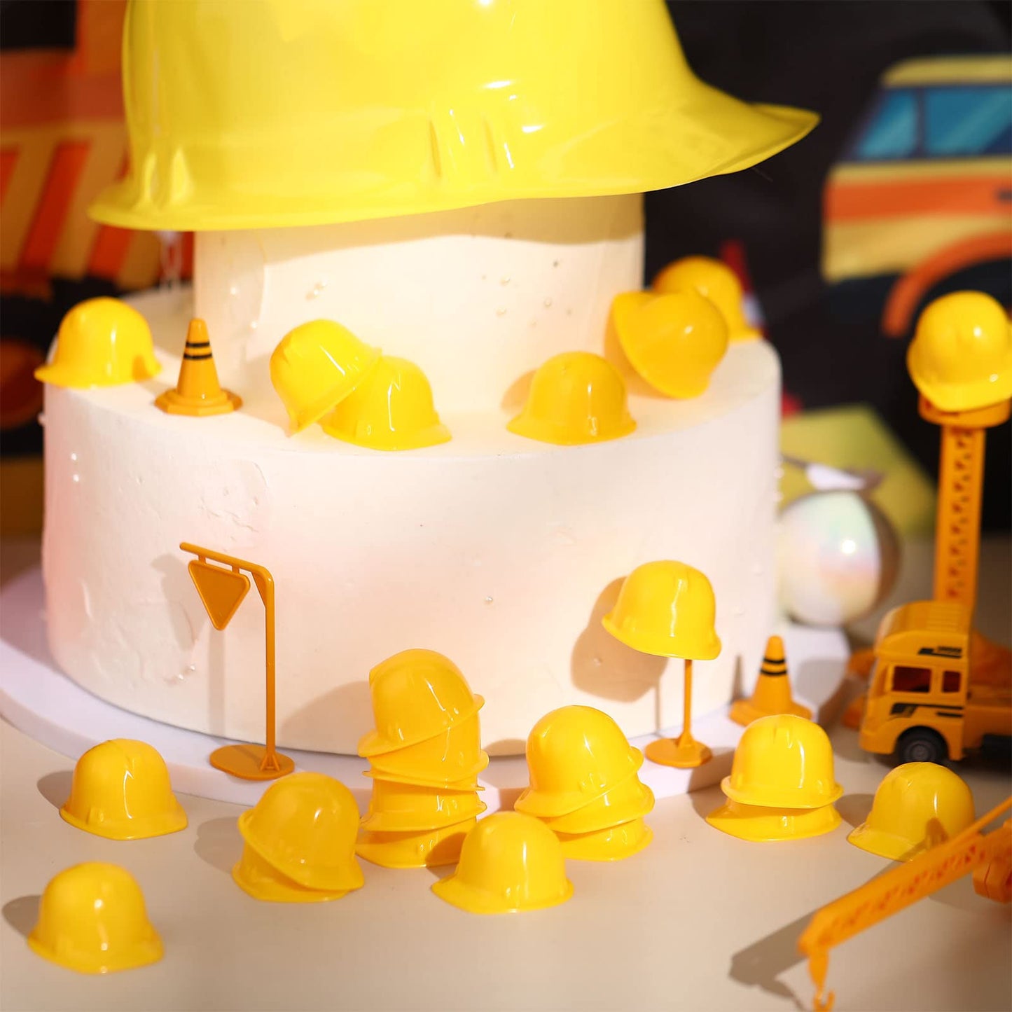 Sratte 50 Pcs Yellow Miniature Construction Hats – Bottle Topper & Party Decor