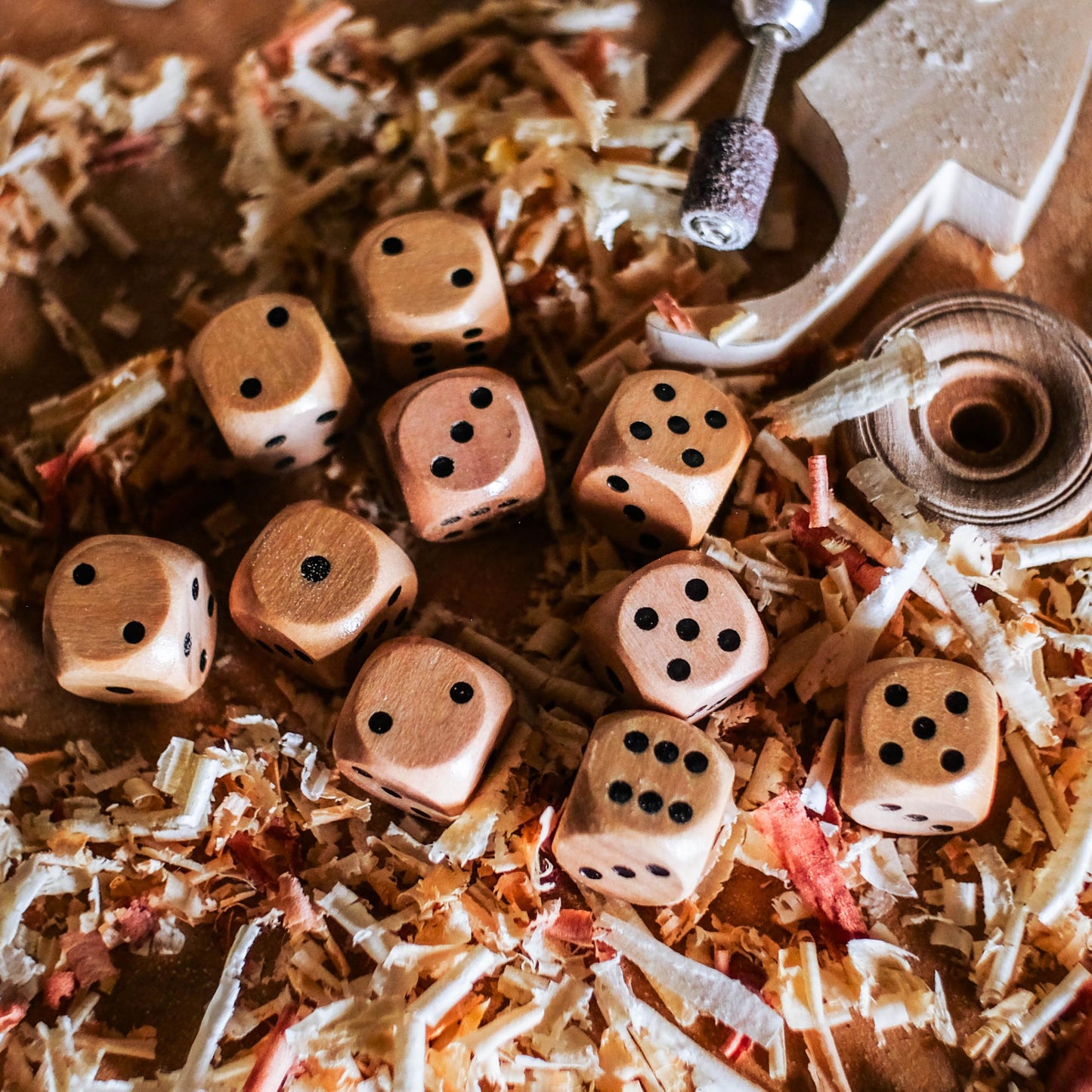 STAHLHAMMERS 10-Pack Wooden Dice Set | 16mm Standard Dice for Board Games & RPGs