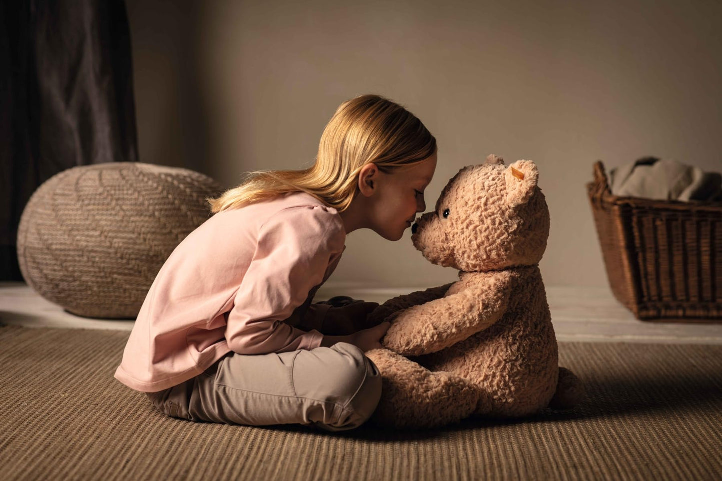 Steiff Jimmy Teddy Bear 55 cm – Soft Plush Toy for Kids | 067181