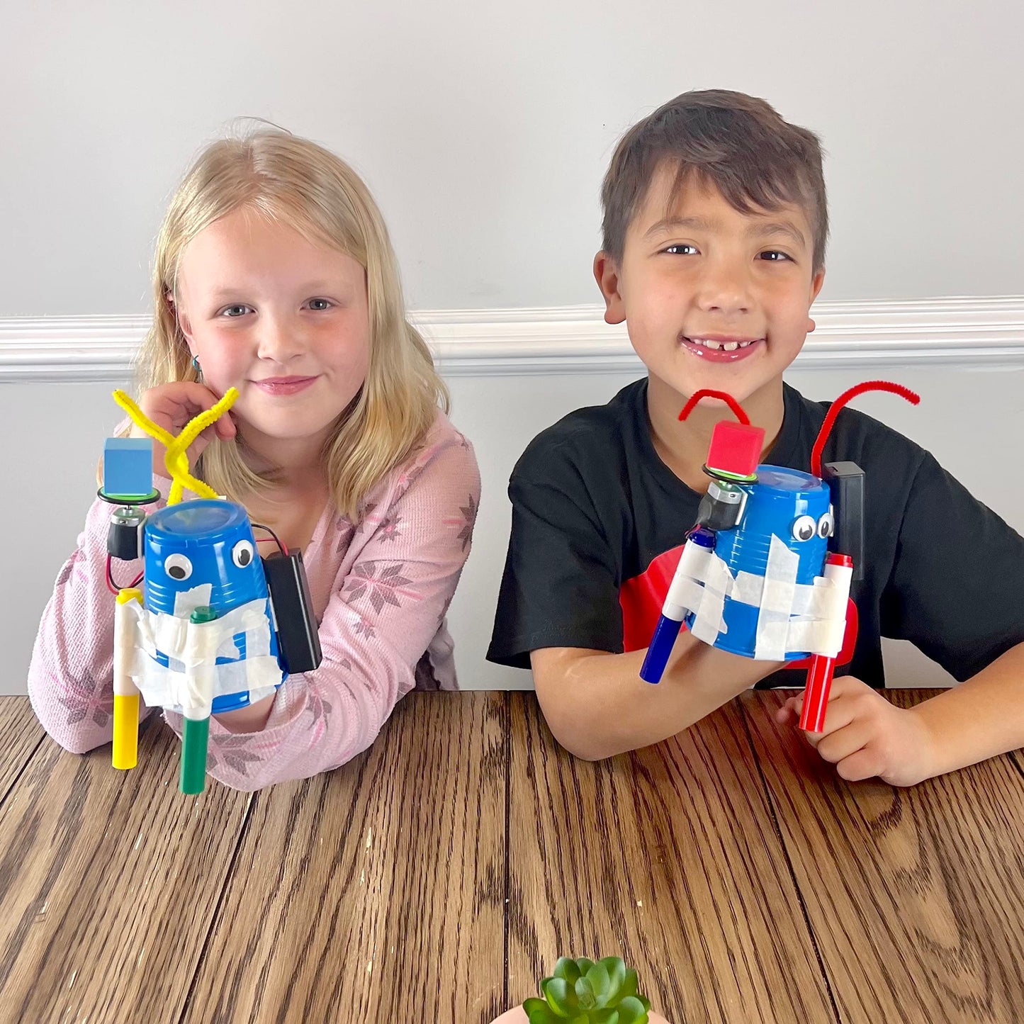 STEM Inventions DIY Doodle Bot Kit — Bulk Pack of 10 Motorized Drawing Bots for Kids (Ages 8+)