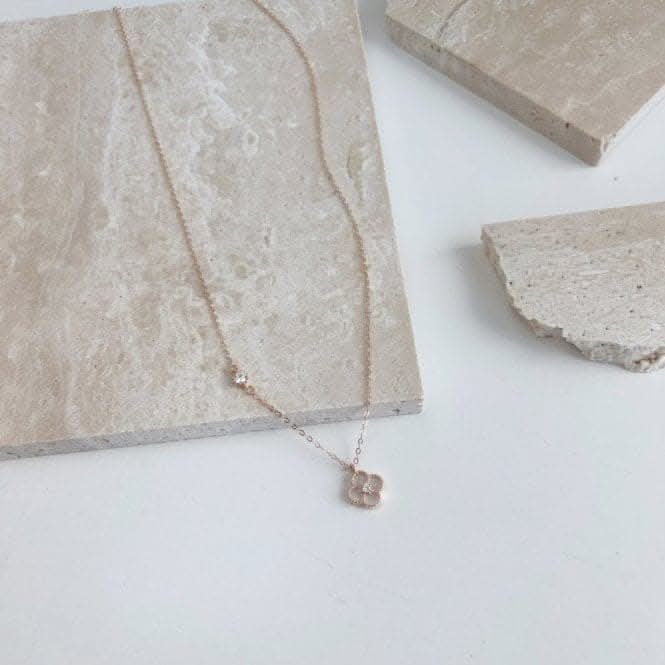 Sterling Silver Rose Gold Plated White Lucky 4 Leaf Necklace ERLN032