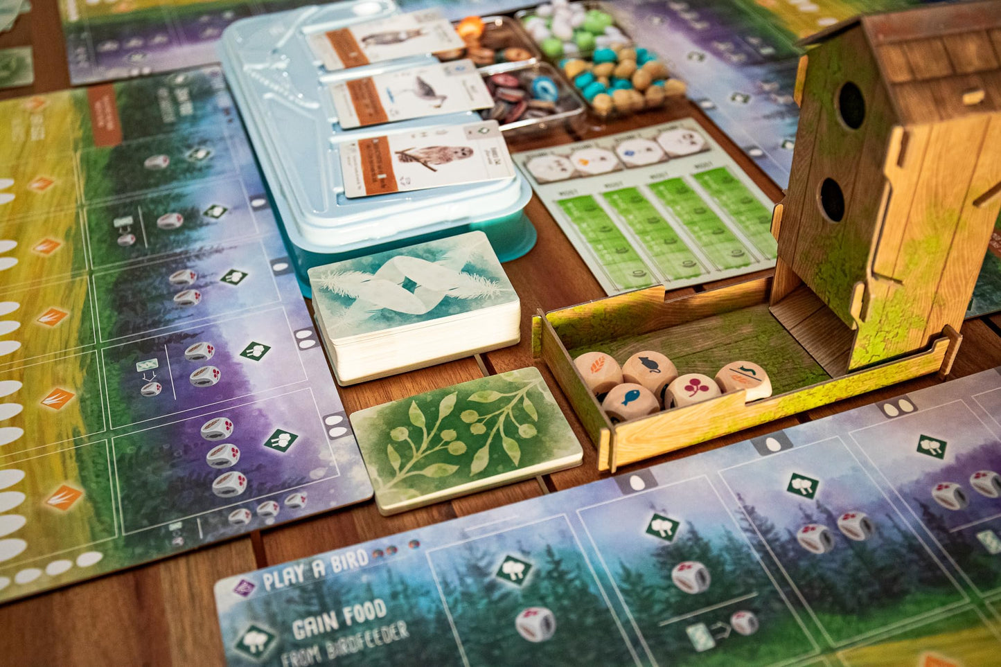 Stonemaier Wingspan (Base Game) – Award-Winning Bird-Collection Strategy for 1-5 Players