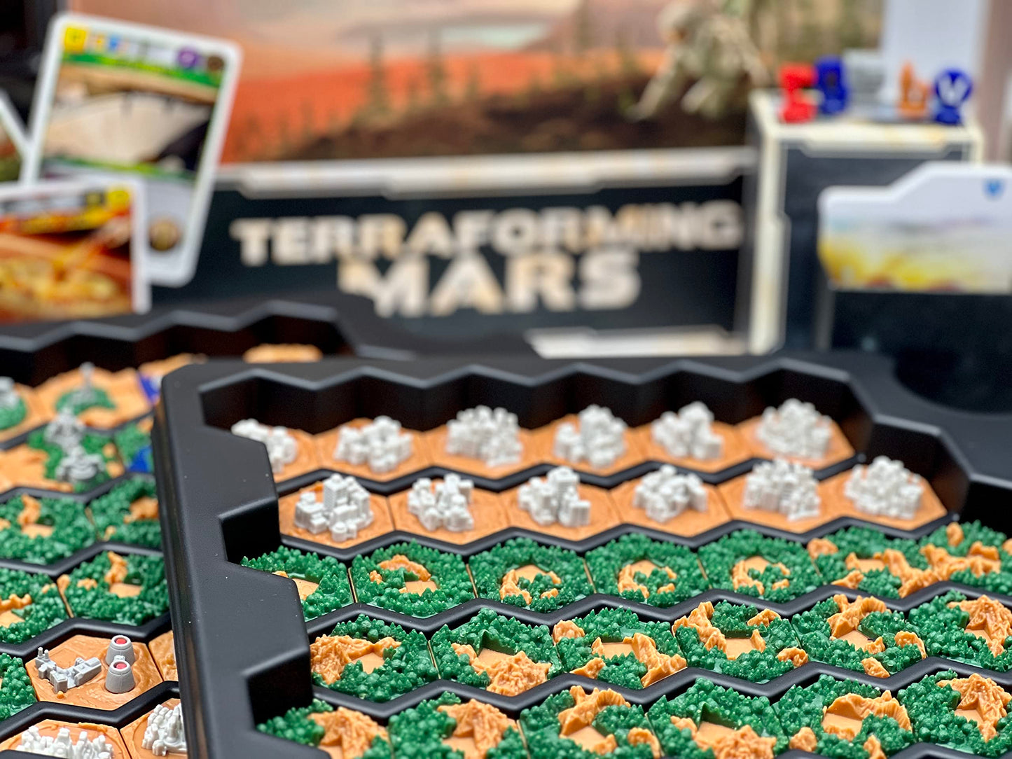 Terraforming Mars Big Box by Stronghold Games — 90+ Tiles & Premium Storage Organizer