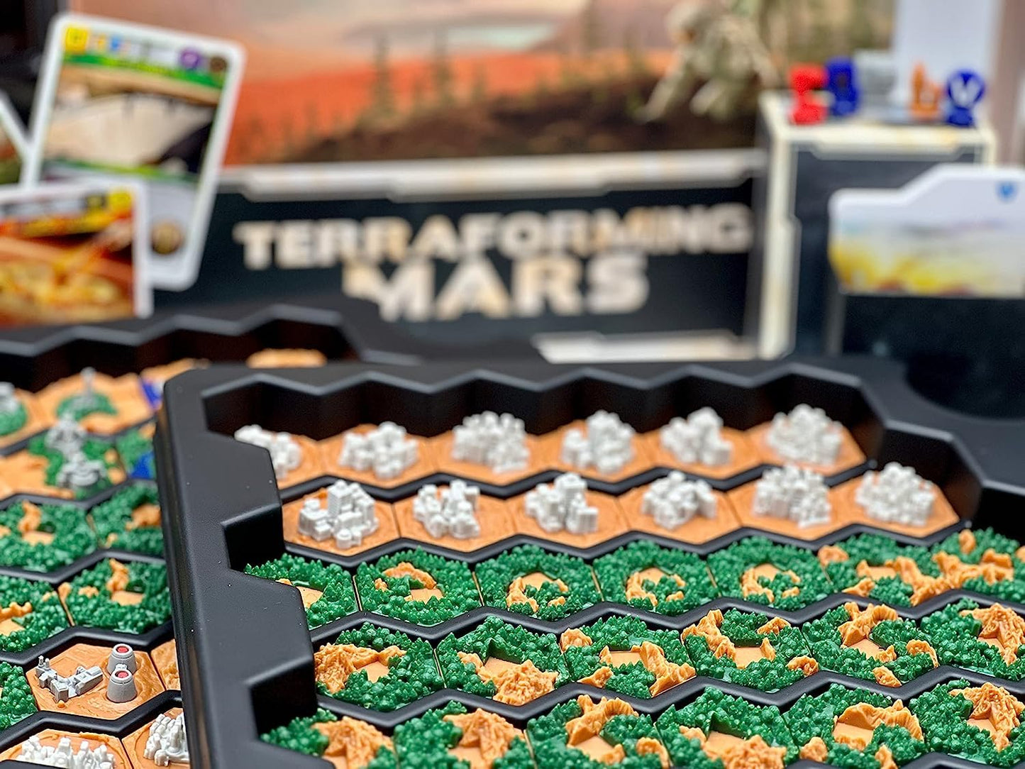 Terraforming Mars Big Box by Stronghold Games — 90+ Tiles & Premium Storage Organizer