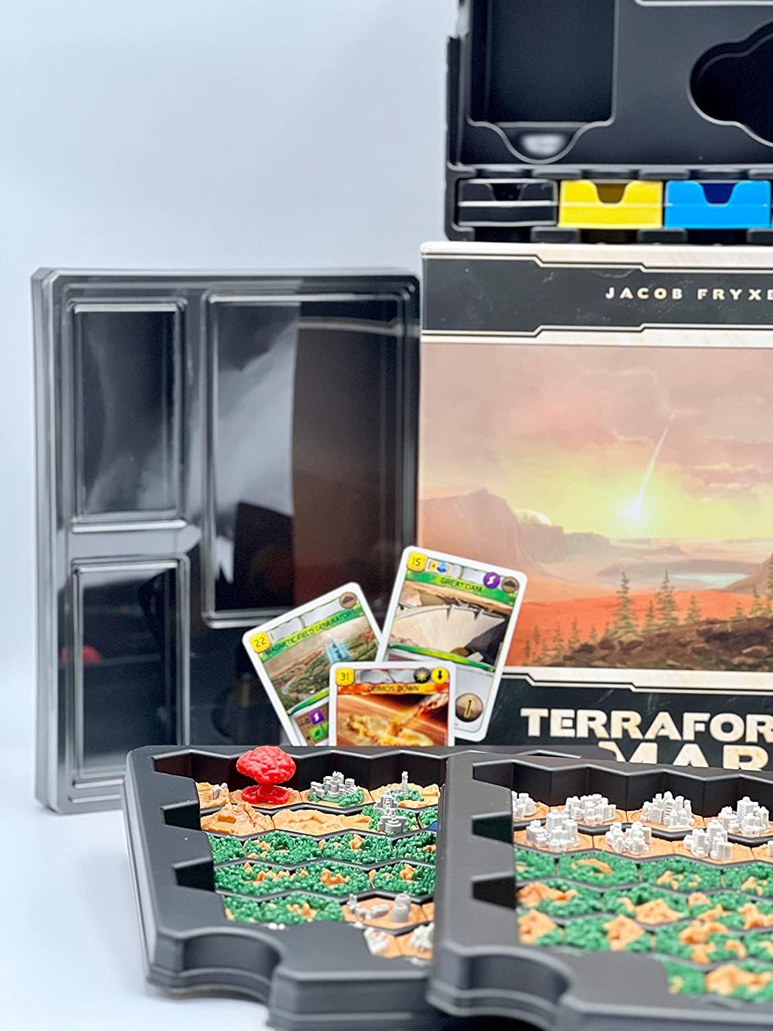 Terraforming Mars Big Box by Stronghold Games — 90+ Tiles & Premium Storage Organizer