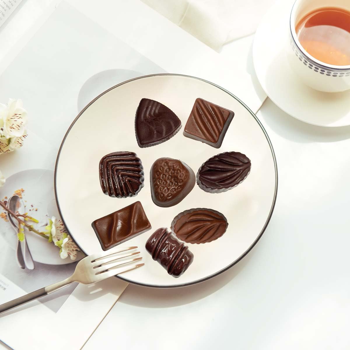 Suartus Fake Chocolate 20Pcs – Resin Beads for DIY Crafts