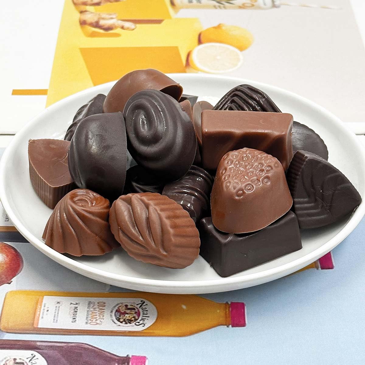 Suartus Fake Chocolate 20Pcs – Resin Beads for DIY Crafts