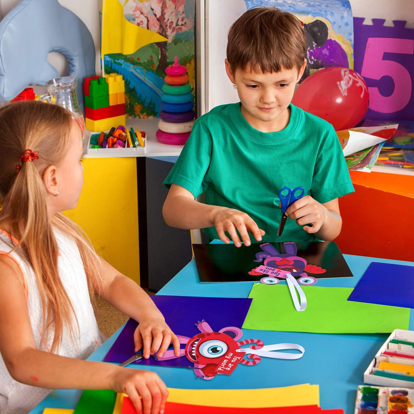 Sumind 60 Valentines Day Craft Kits for Kids – DIY Ornaments & Classroom Activities