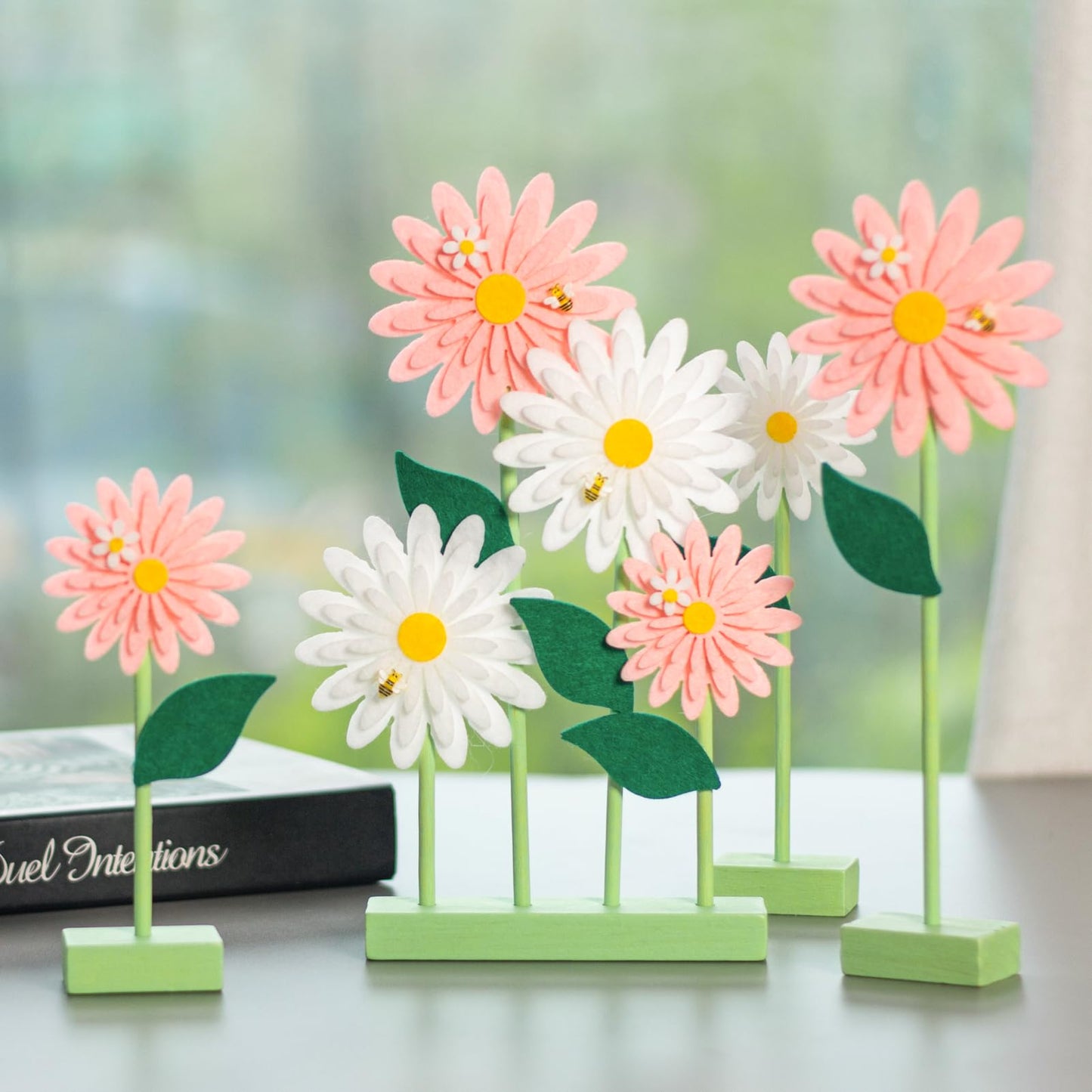SUNBEAUTY 8PCS Daisy Felt Table Centerpieces – Pink & White Floral Party Decor