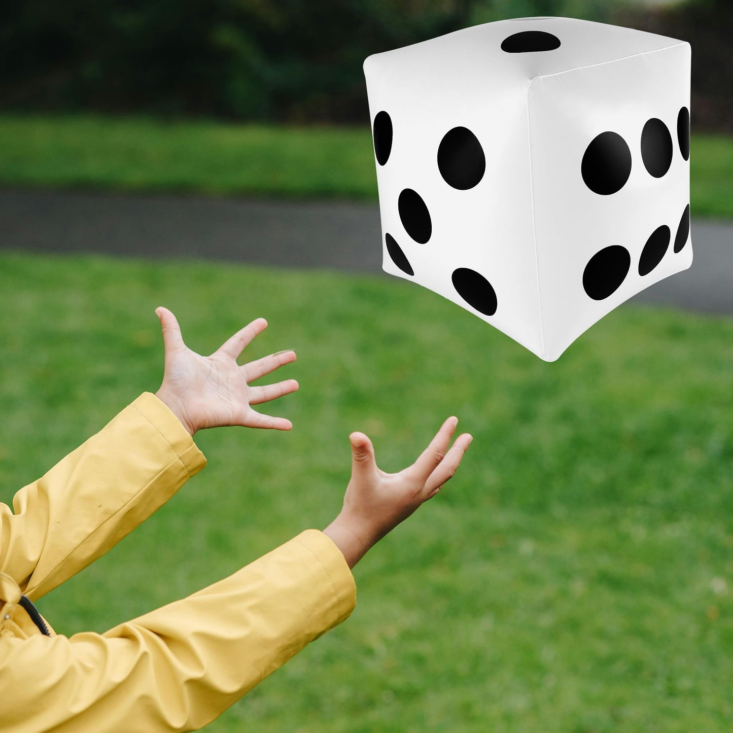 Super Z Outlet 13-Inch Giant Inflatable Dice – Pool & Beach Party Toys (Pack of 2)