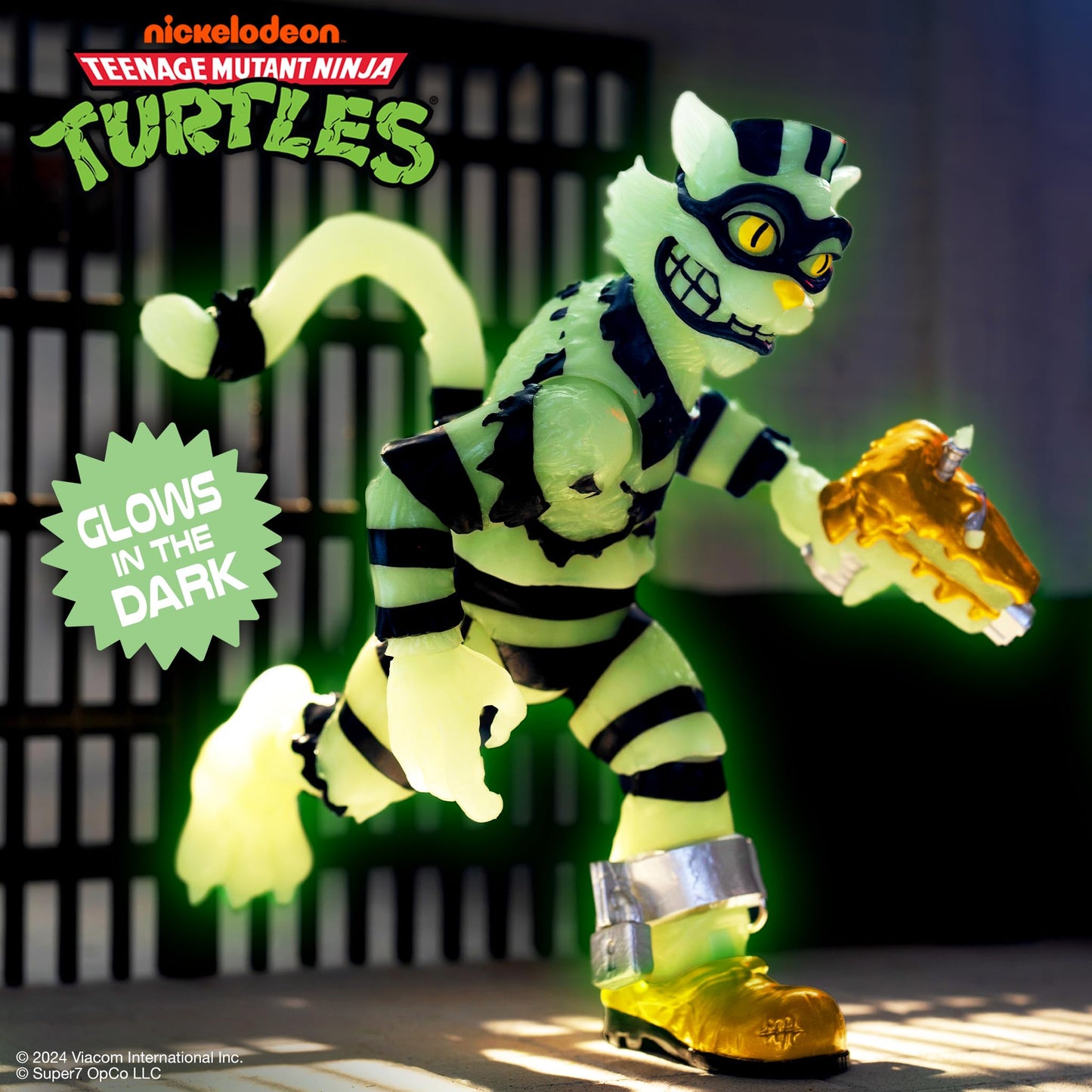 Super7 ULTIMATES! TMNT Scratch Cat Glow-in-the-Dark: 7-Inch Action Figure with Accessories | Classic Cartoon Collectibles