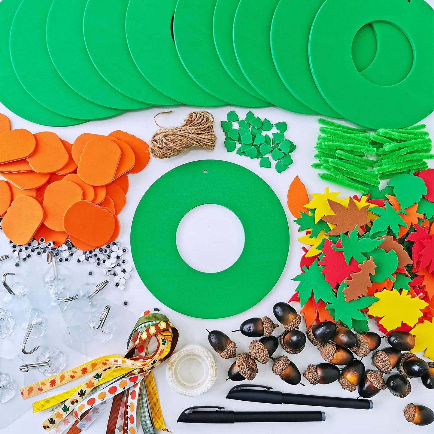 Supla 12-Pack 3D Pumpkin Fall Leaf Wreath Craft Kit – DIY Thanksgiving Wreath for Kids