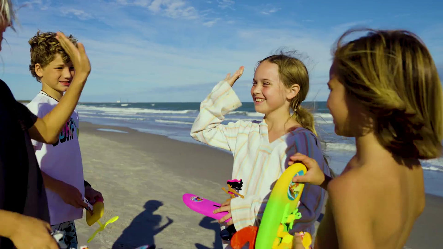 Surfer Dudes Legends & Surfer Pets Wave Powered Mini-Surfer – Tofino Rex & Coral