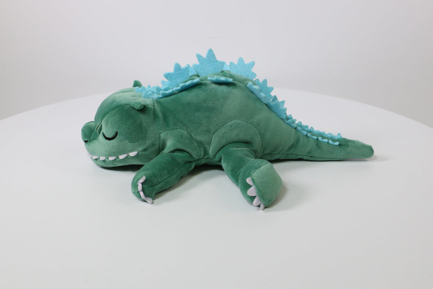 Surreal Entertainment Godzilla: Sleeping Godzilla Plush – PREVIEWS Exclusive 12-Inch