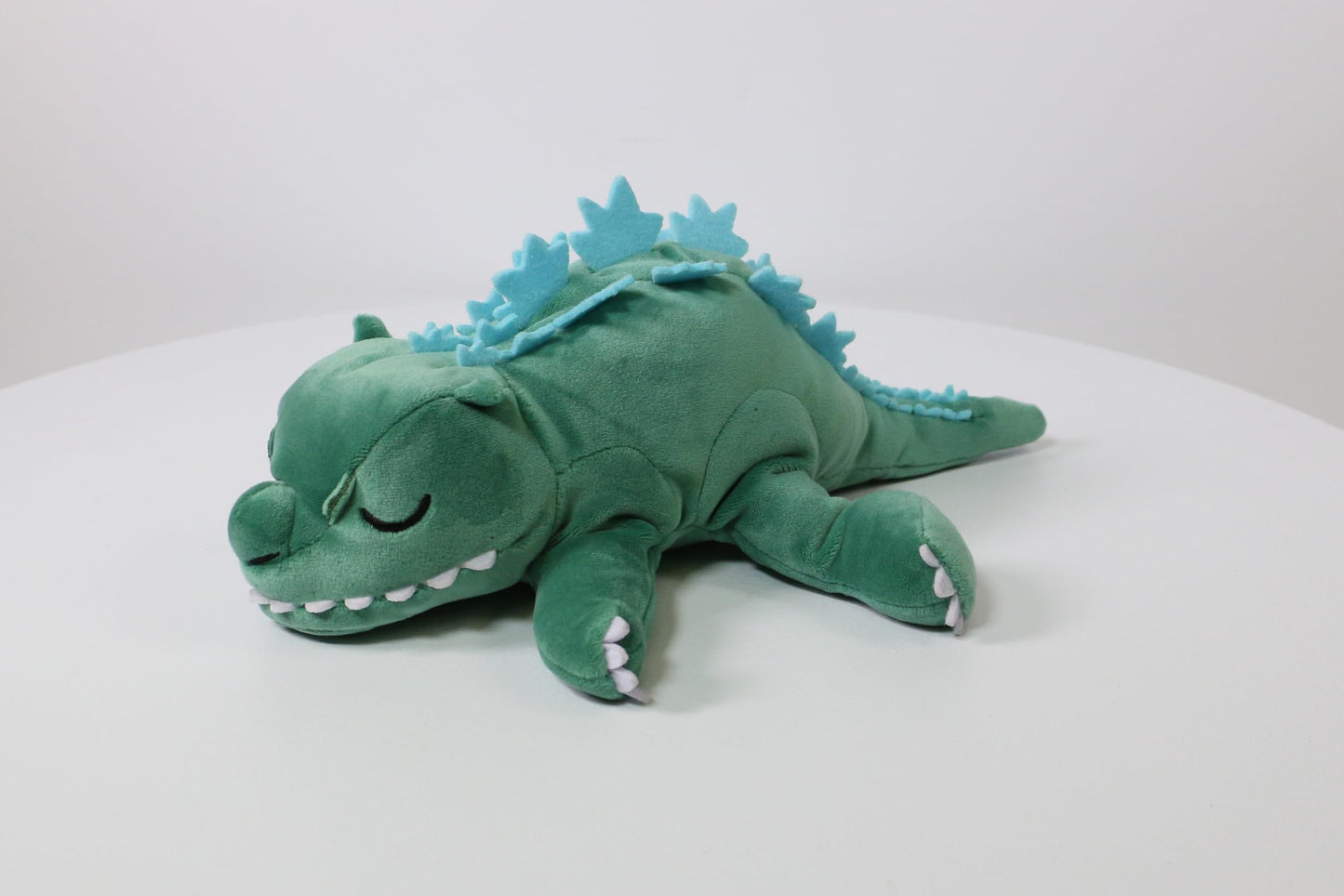 Surreal Entertainment Godzilla: Sleeping Godzilla Plush – PREVIEWS Exclusive 12-Inch
