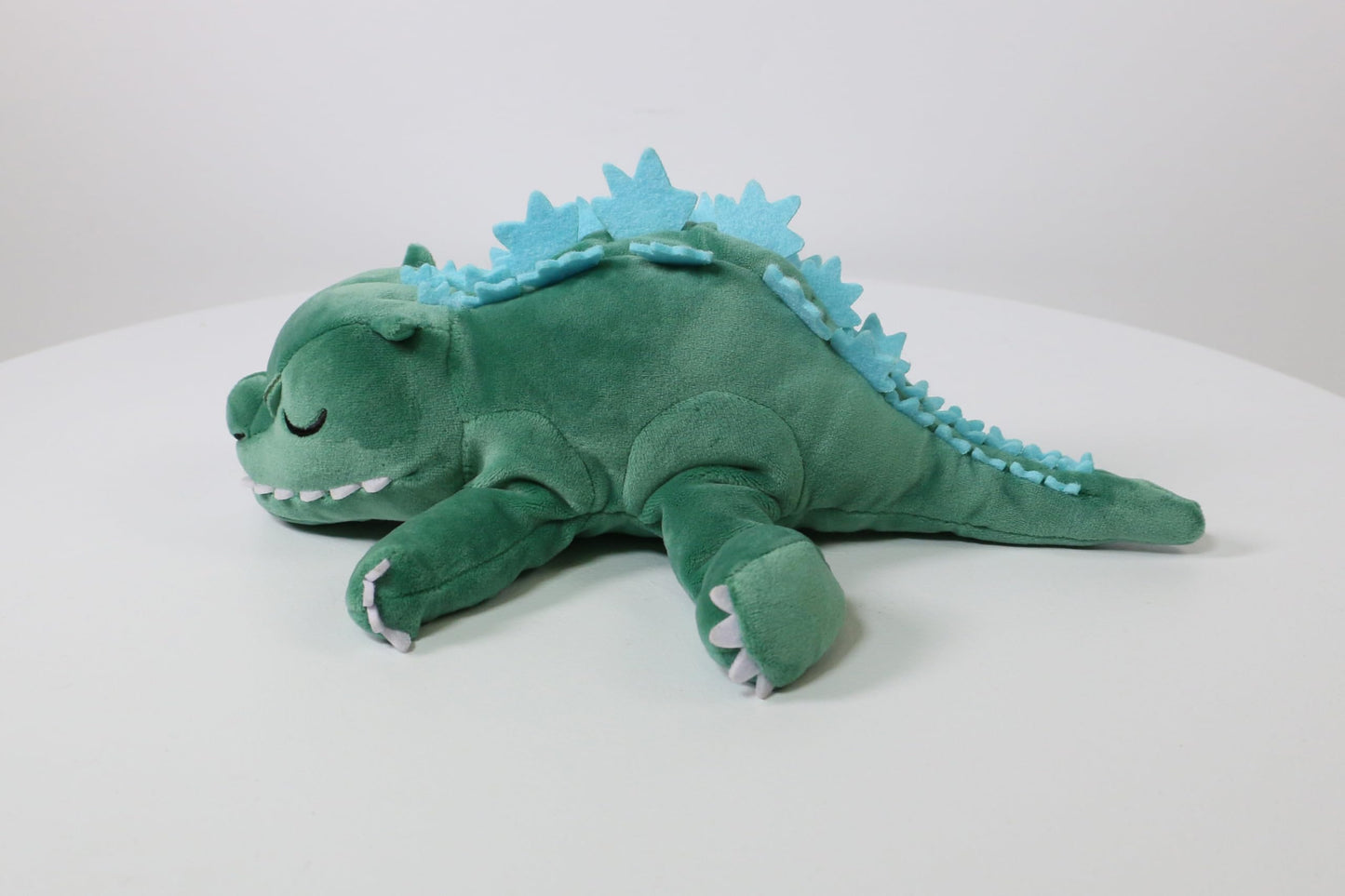 Surreal Entertainment Godzilla: Sleeping Godzilla Plush – PREVIEWS Exclusive 12-Inch