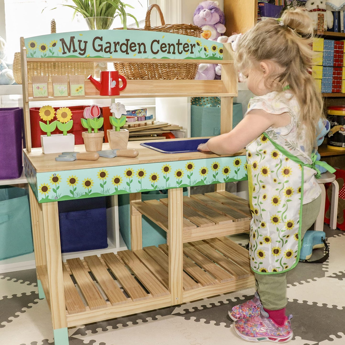 Svan Bloom & Grow Garden Center — Wooden 22-Piece Kids Garden Playset