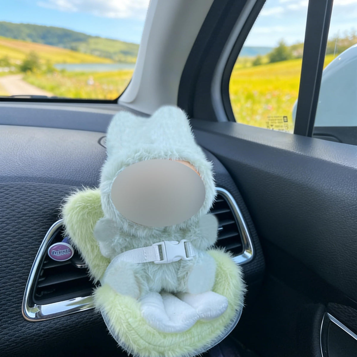 SwiftServ Doll Car Seat for 3–8 Inch Figures – Car Ornament & Desktop Display